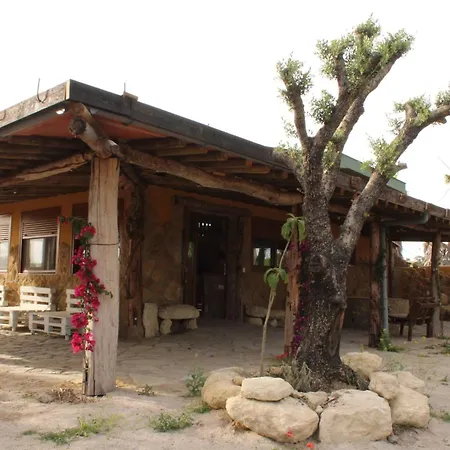 Casaleja, Entre Arboles Y Agua Feriehus