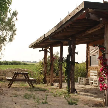 Casaleja, Entre Arboles Y Agua *